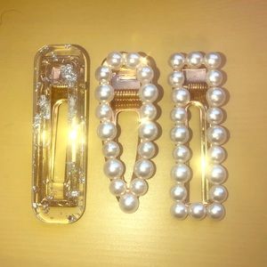 4 for $25 Pearl Decorative Barrette Set